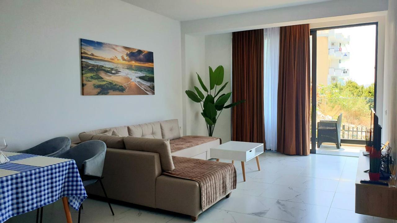 2F Saranda Apartment Kültér fotó