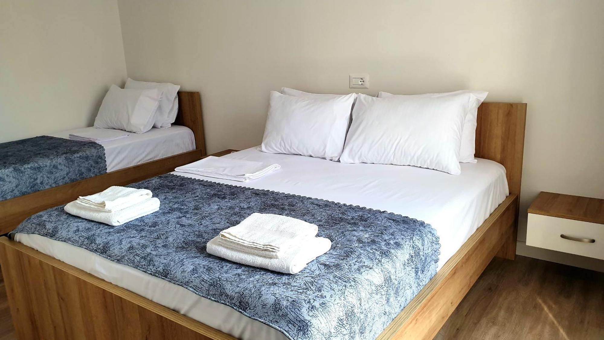 2F Saranda Apartment Kültér fotó