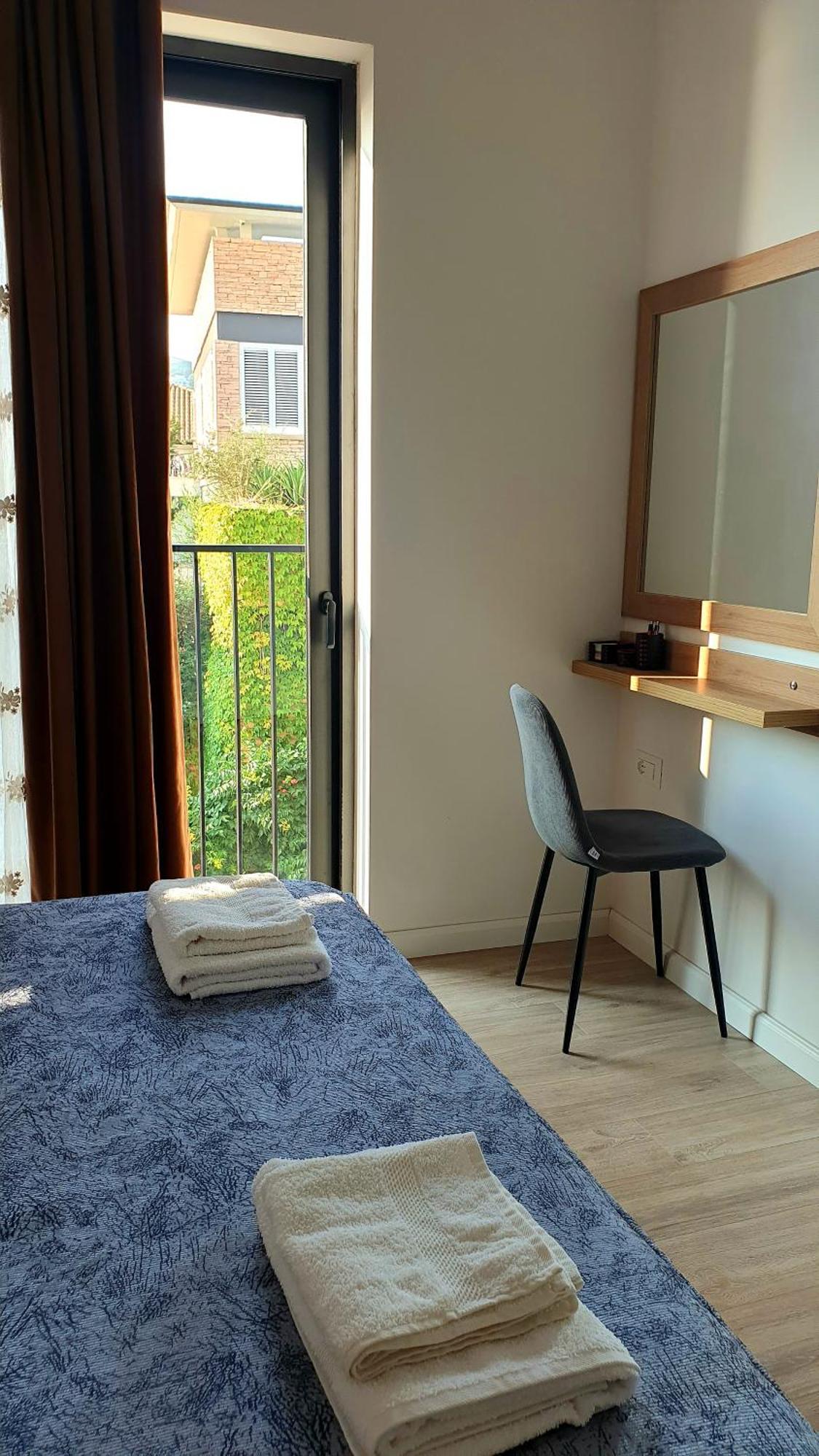 2F Saranda Apartment Kültér fotó